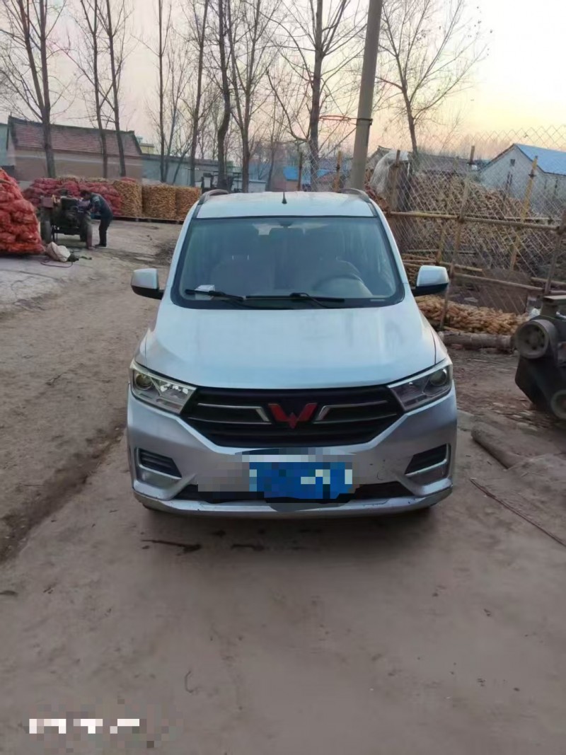 菏泽19年五菱汽车宏光1