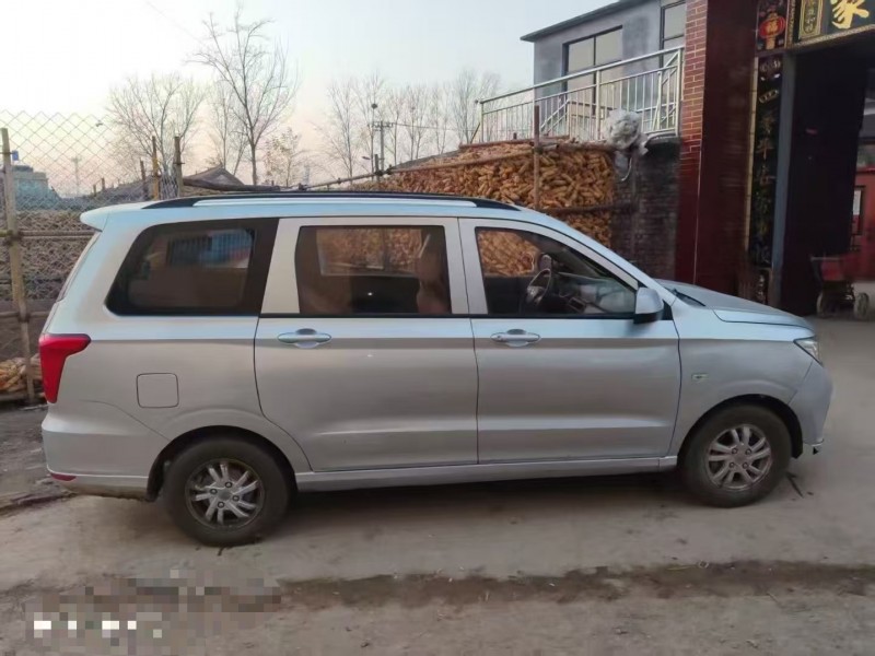 菏泽19年五菱汽车宏光3