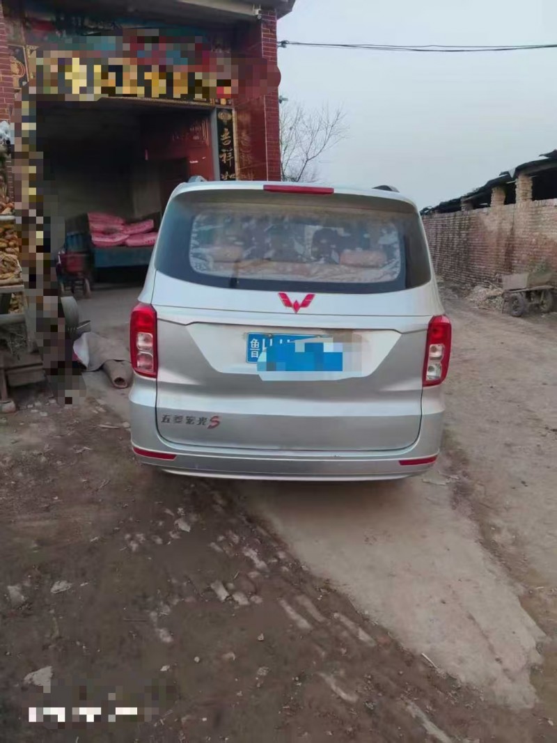 菏泽19年五菱汽车宏光5