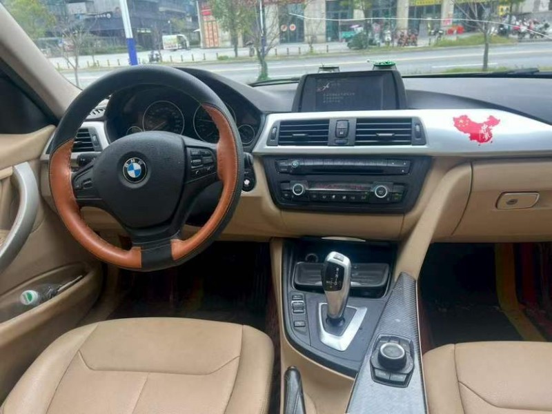 上饶15年宝马3系6
