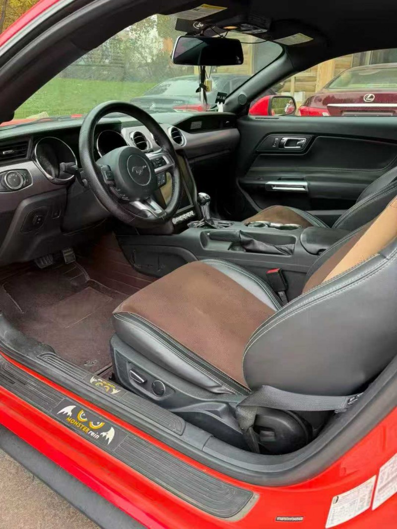 邢台16年福特野马7