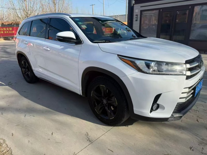 保定19年丰田汉兰达3