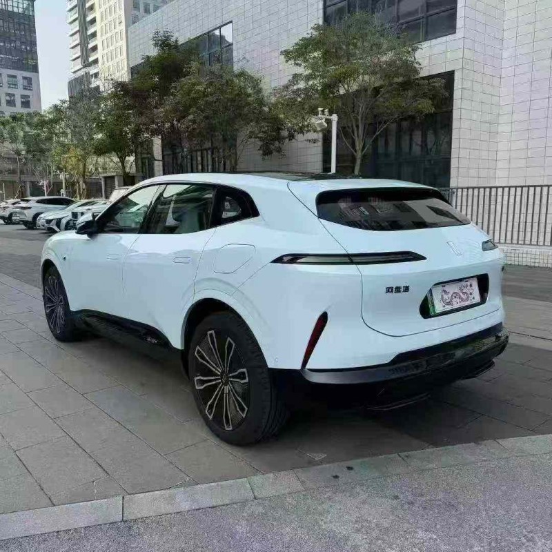 珠海25年阿维塔077