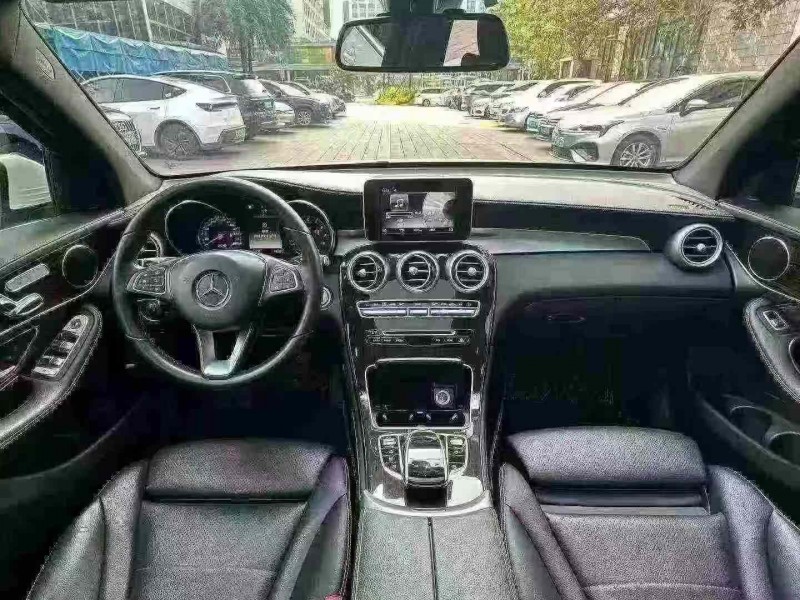 湛江18年奔驰GLC5