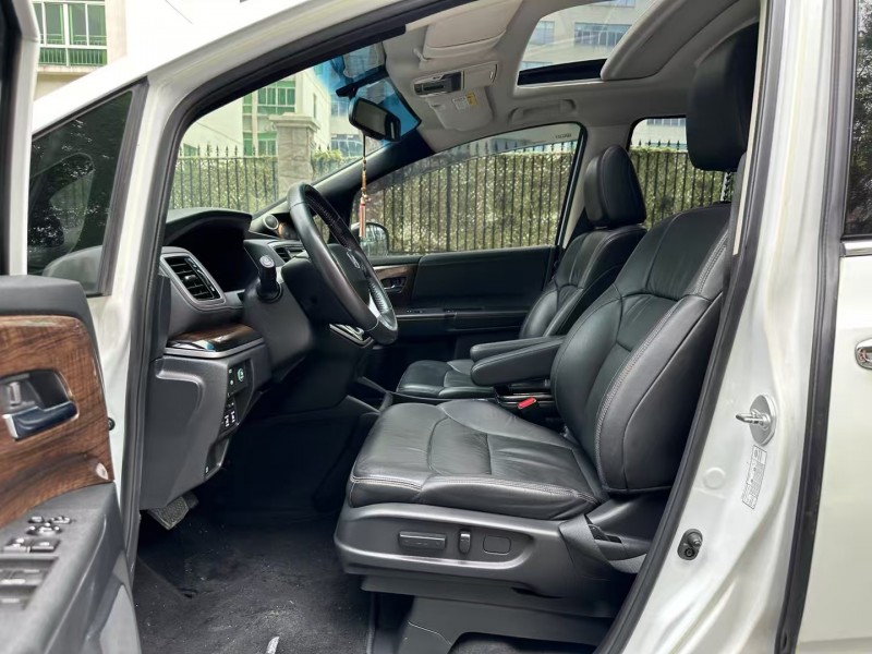 深圳17年本田奥德赛3