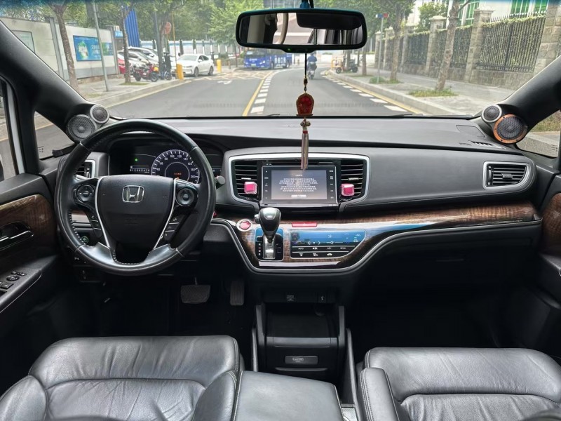 深圳17年本田奥德赛5