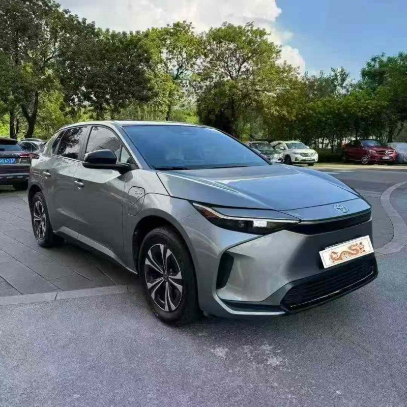 深圳25年丰田铂智3