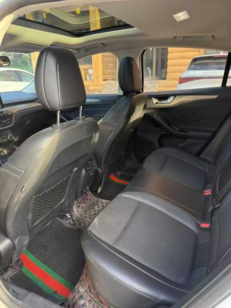 邢台20年福特福克斯4