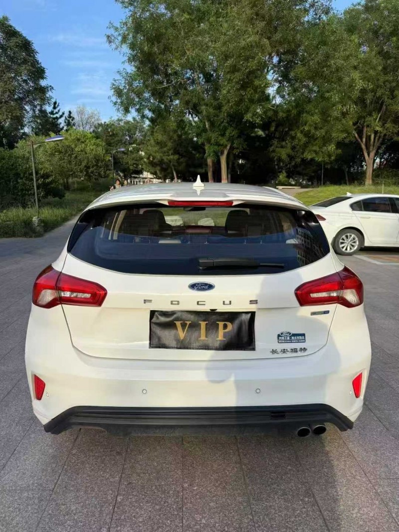 邢台20年福特福克斯5