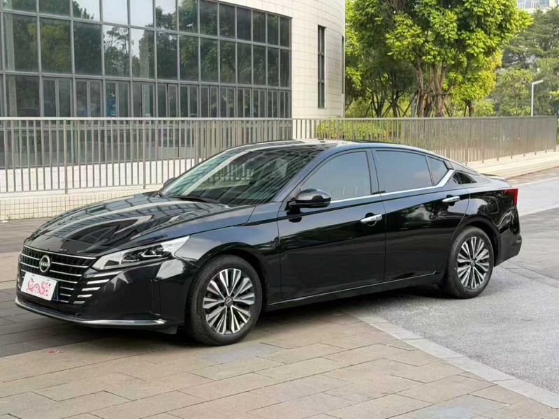 佛山24年日产天籁3