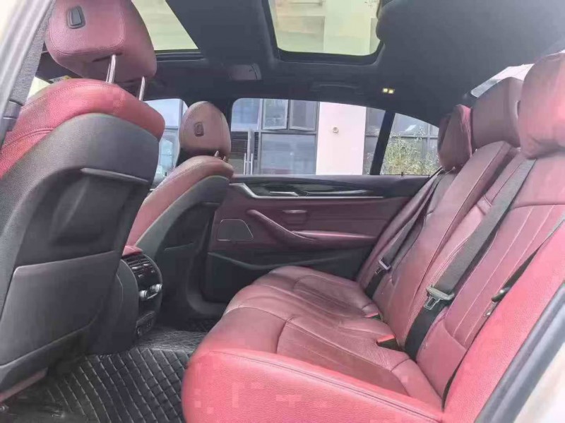 深圳20年宝马5系5