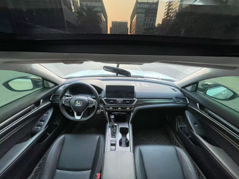 佛山23年本田雅阁5