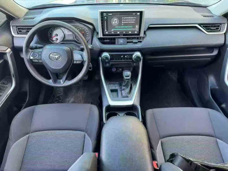 丽江22年丰田威兰达4
