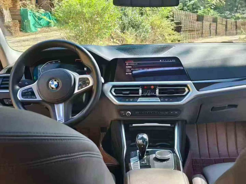 贵阳20年宝马3系4