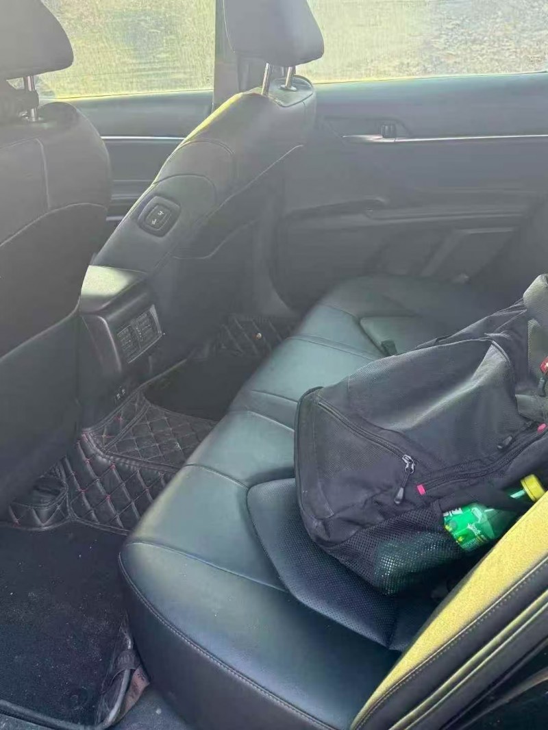 青岛19年丰田凯美瑞6