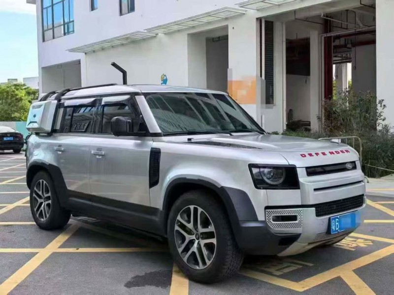 深圳23年路虎卫士2