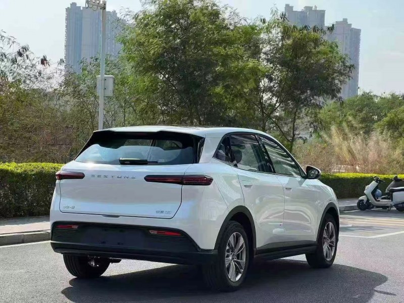 东莞25年奔腾悦意7