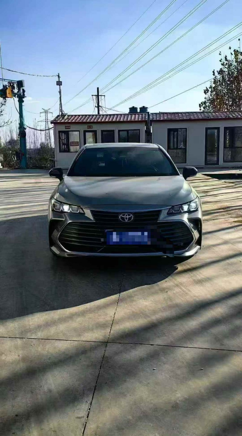 青岛20年丰田亚洲龙1