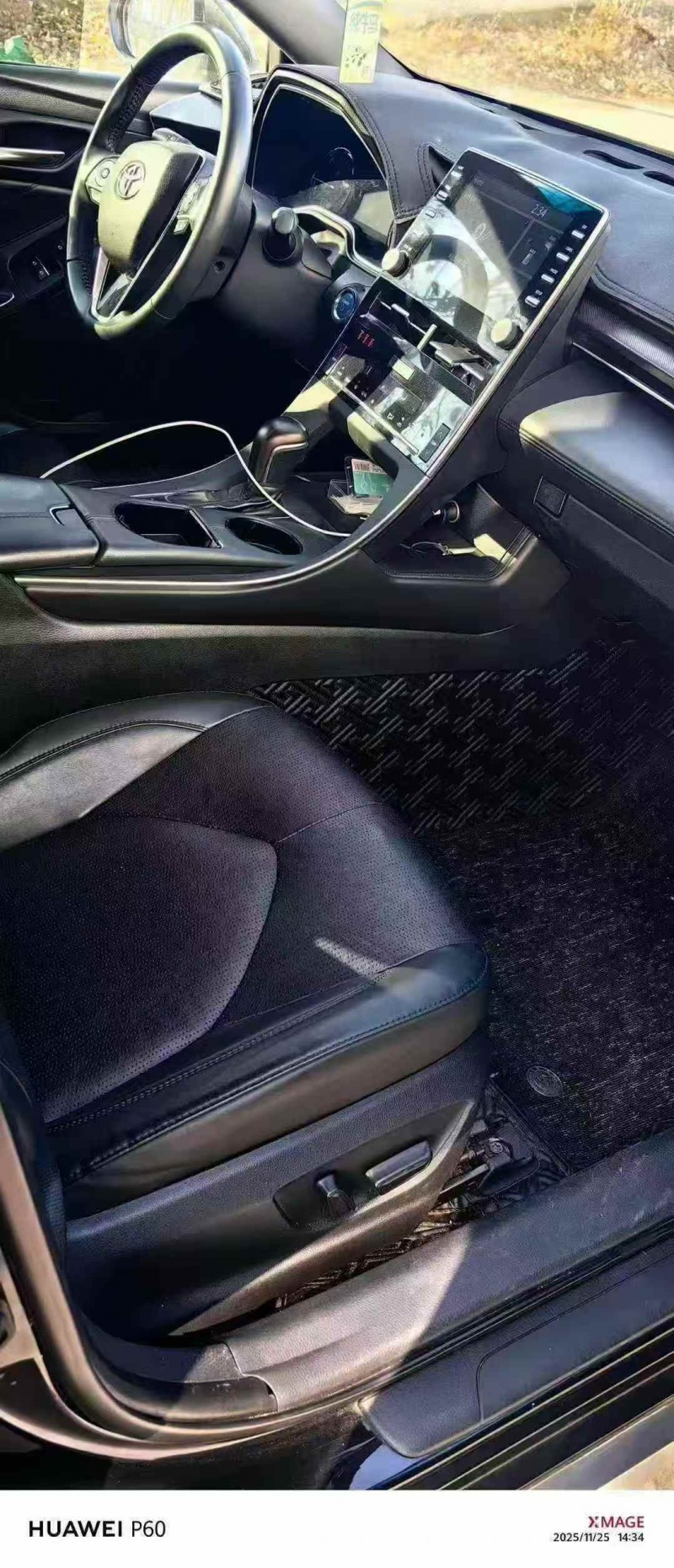 青岛20年丰田亚洲龙4