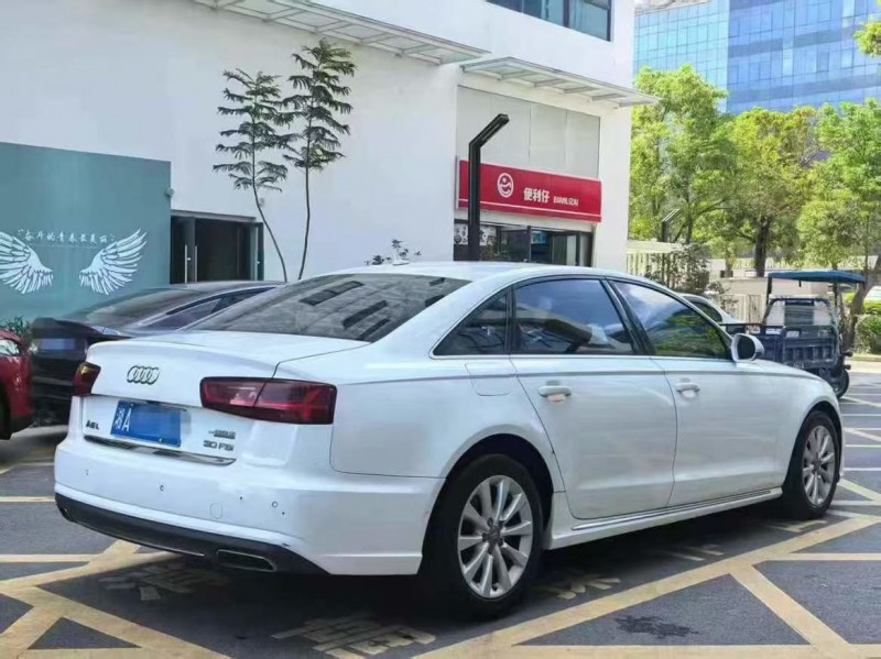 深圳16年奥迪A6L9