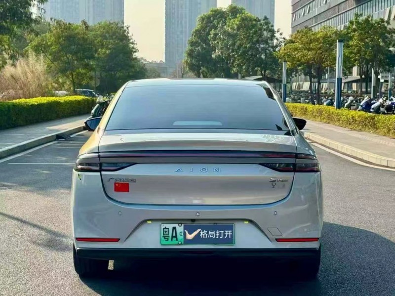 东莞23年传祺埃安S9