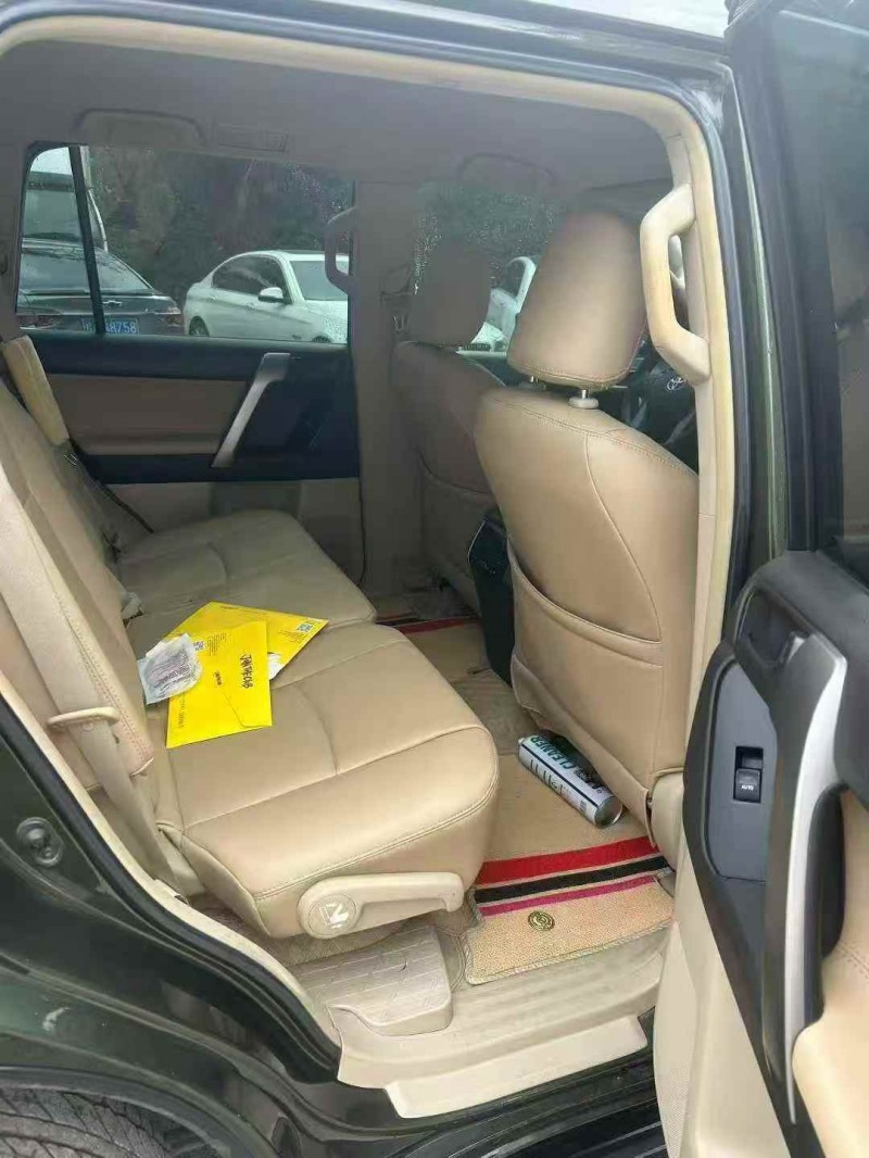 贵港12年丰田普拉多6