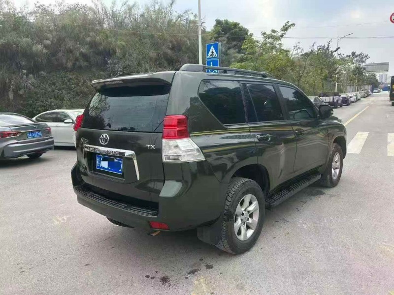 贵港12年丰田普拉多9