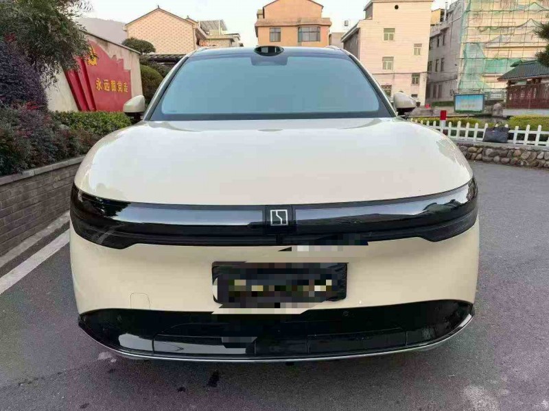 衢州25年极氪汽车7X1