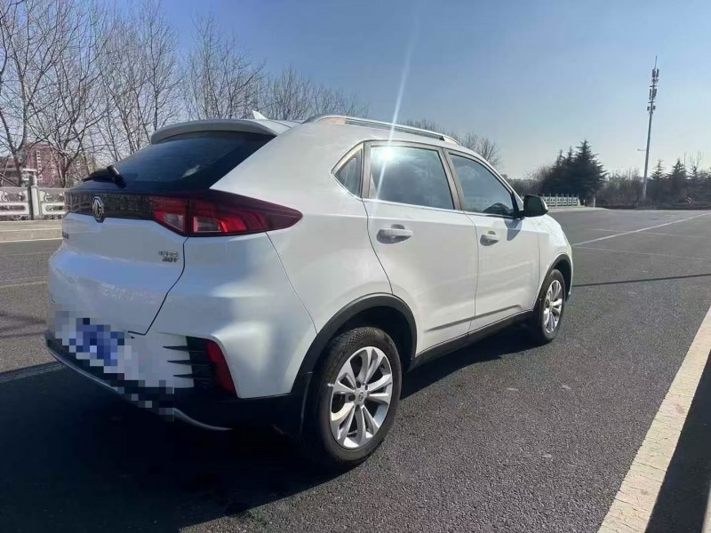 青岛17年名爵锐腾7