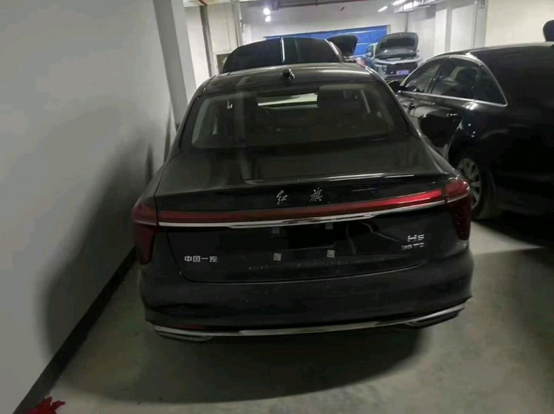 贵阳25年红旗H54