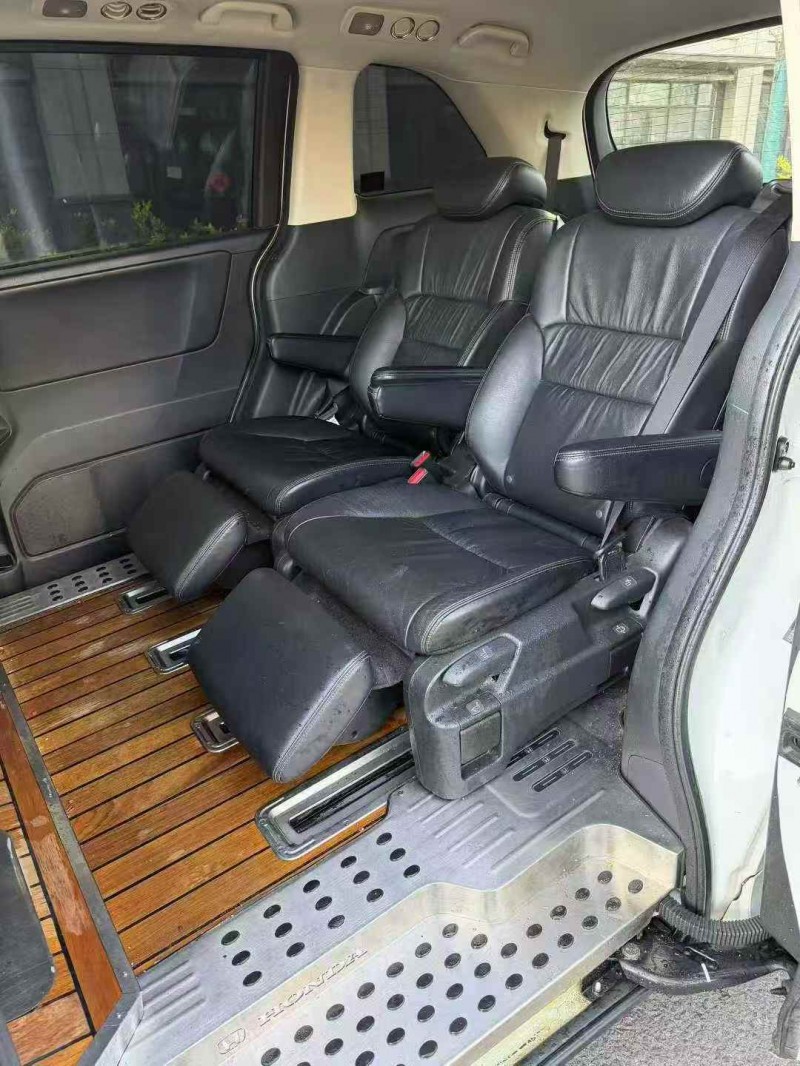 济宁16年本田奥德赛5