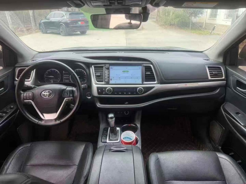 安阳18年丰田汉兰达4