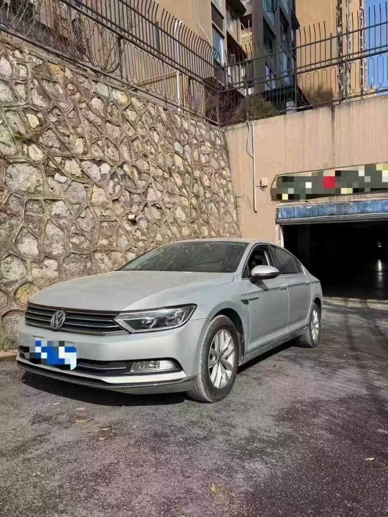 六盘水19年大众迈腾2