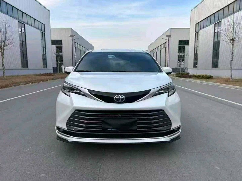 淄博23年丰田塞纳1