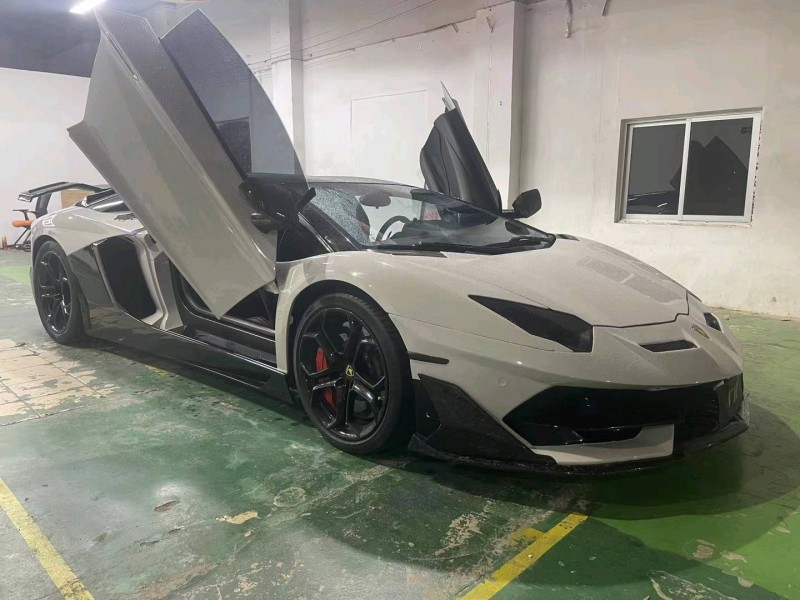 广州14年兰博基尼LP7002