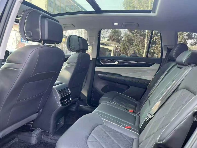 襄阳25年大众途昂9