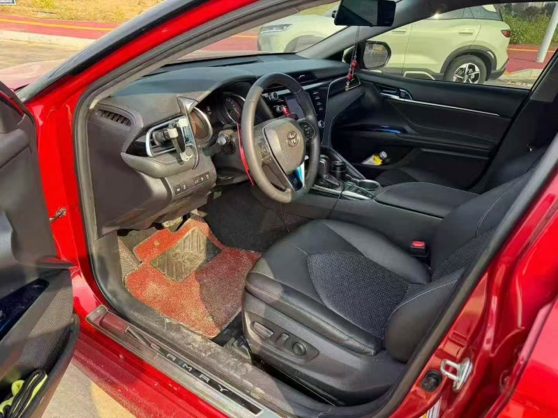 九江18年丰田凯美瑞6