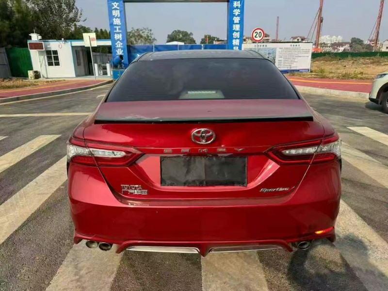 九江18年丰田凯美瑞9