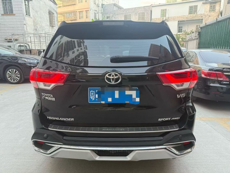 广州21年丰田汉兰达7