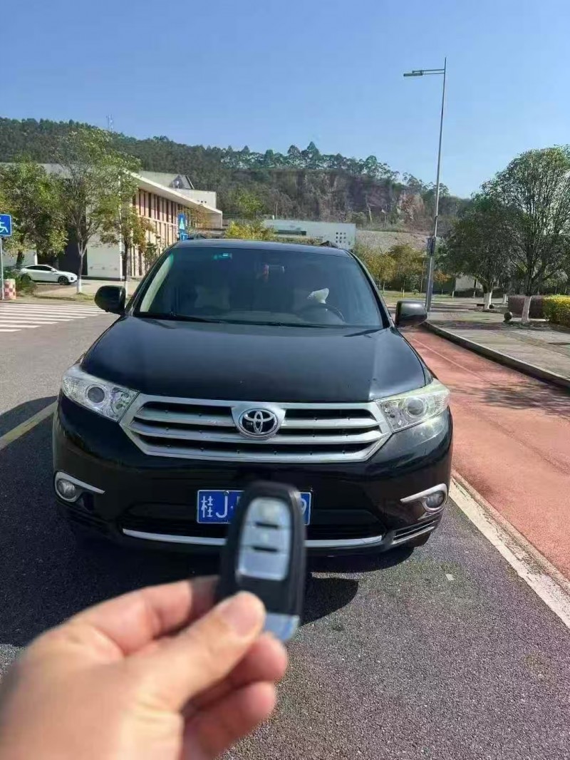 柳州15年丰田汉兰达1