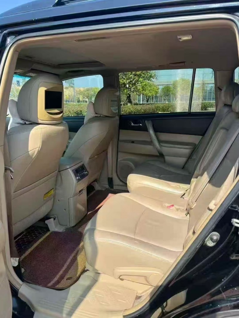 柳州15年丰田汉兰达5