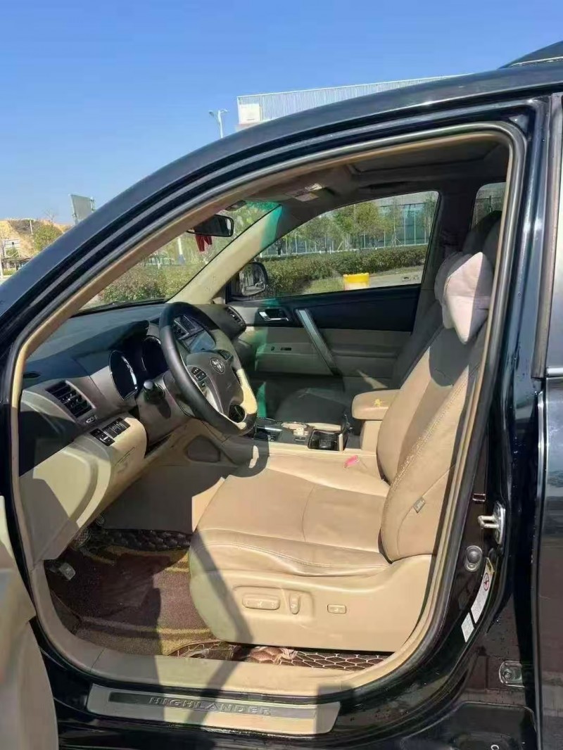 柳州15年丰田汉兰达6