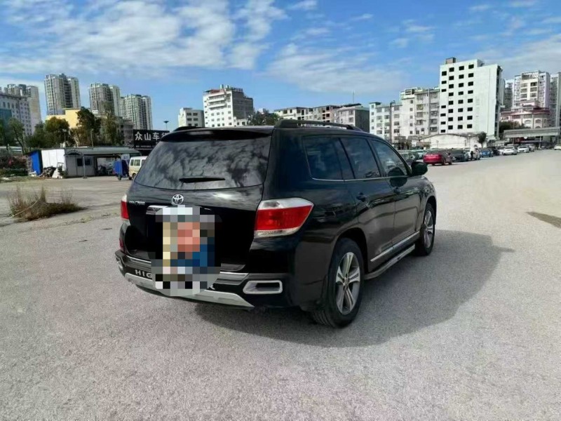 重庆15年丰田汉兰达7