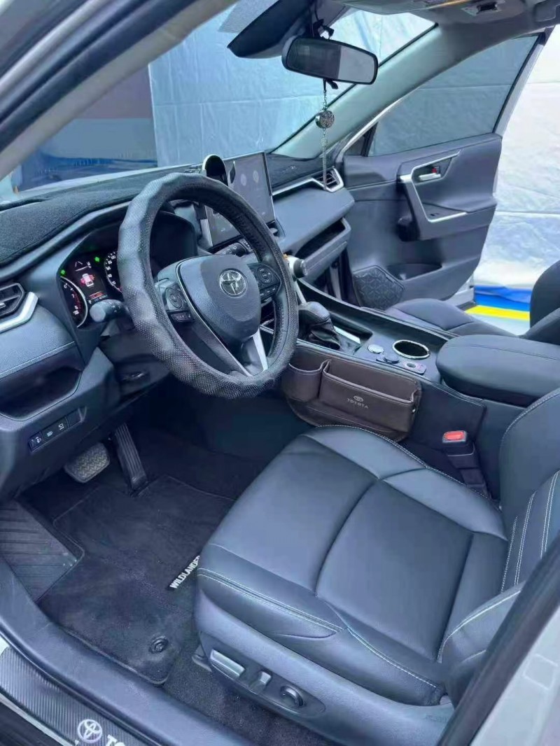河源22年丰田威兰达6
