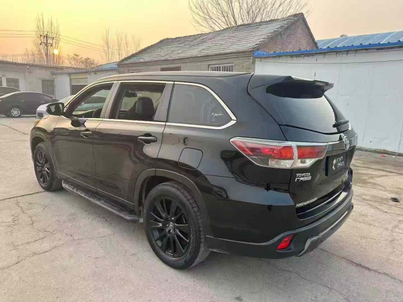 开封17年丰田汉兰达3