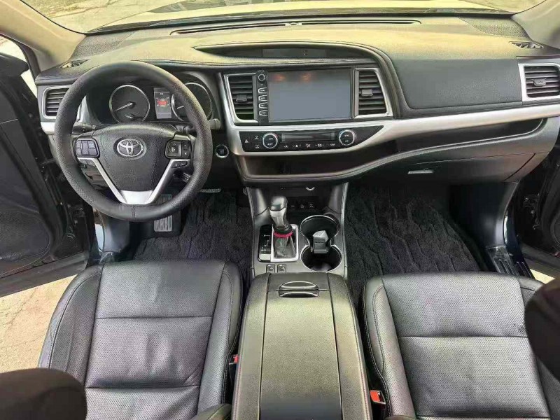 开封17年丰田汉兰达7