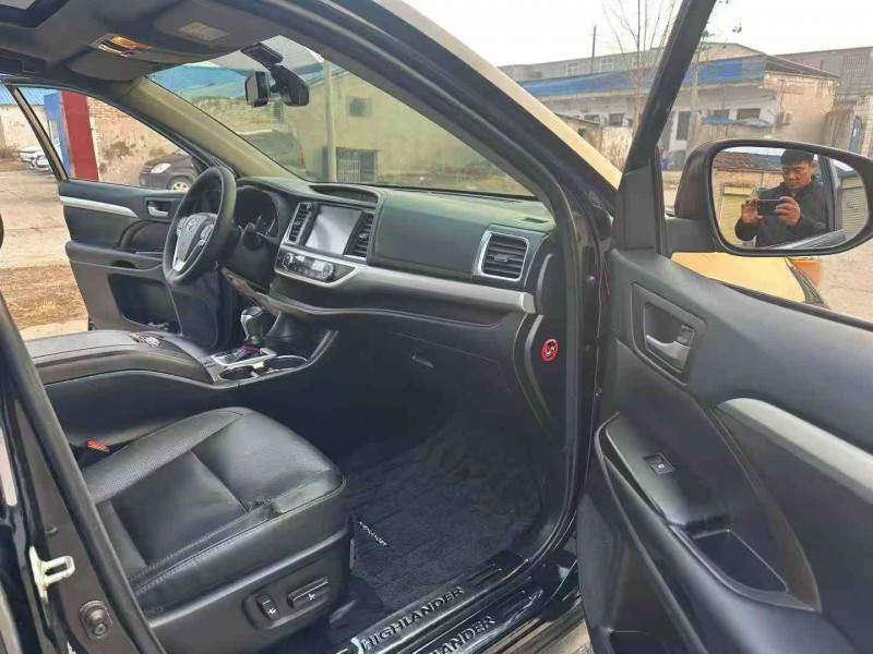 开封17年丰田汉兰达9