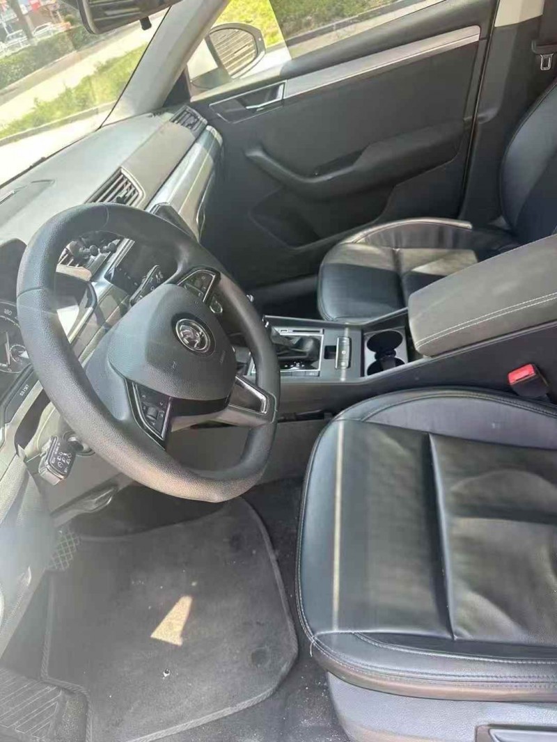 潍坊22年斯柯达速派4