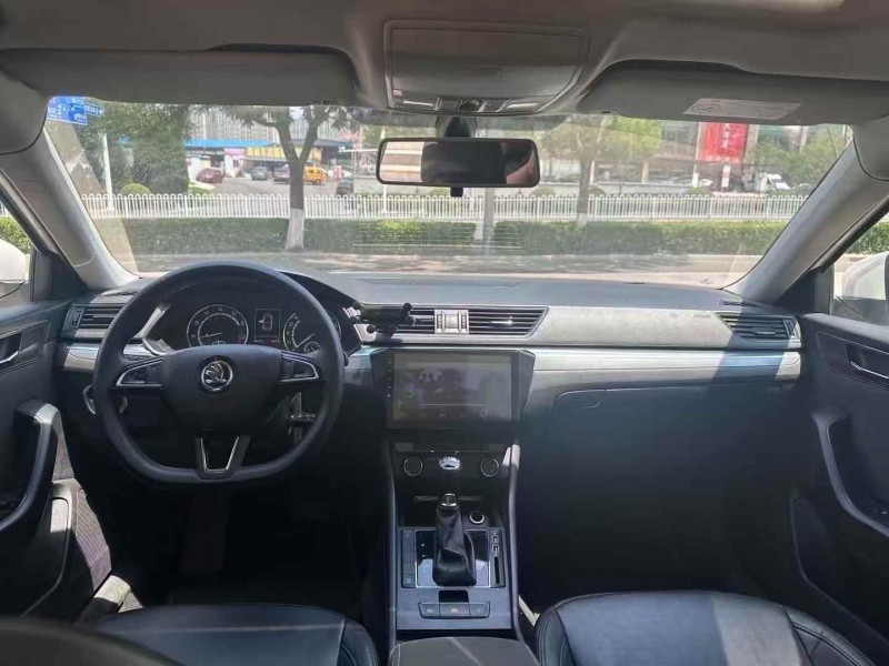 潍坊22年斯柯达速派5