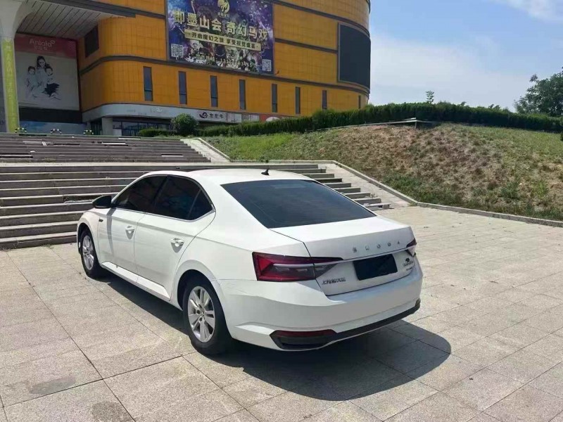 潍坊22年斯柯达速派7